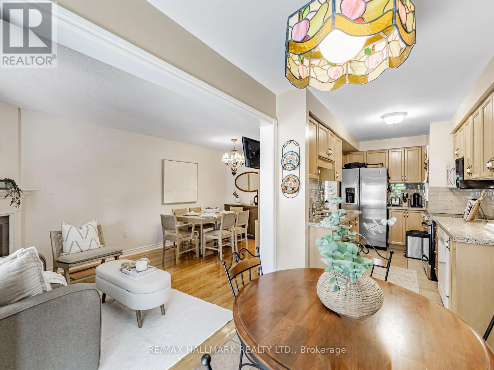 52 MISTLEFLOWER COURT