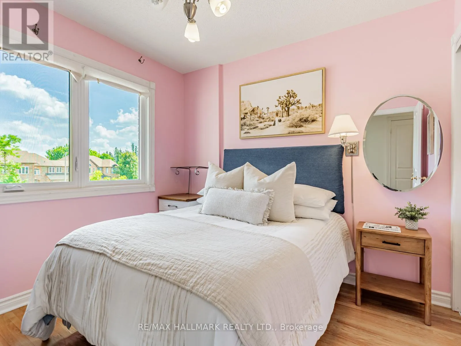 52 MISTLEFLOWER COURT