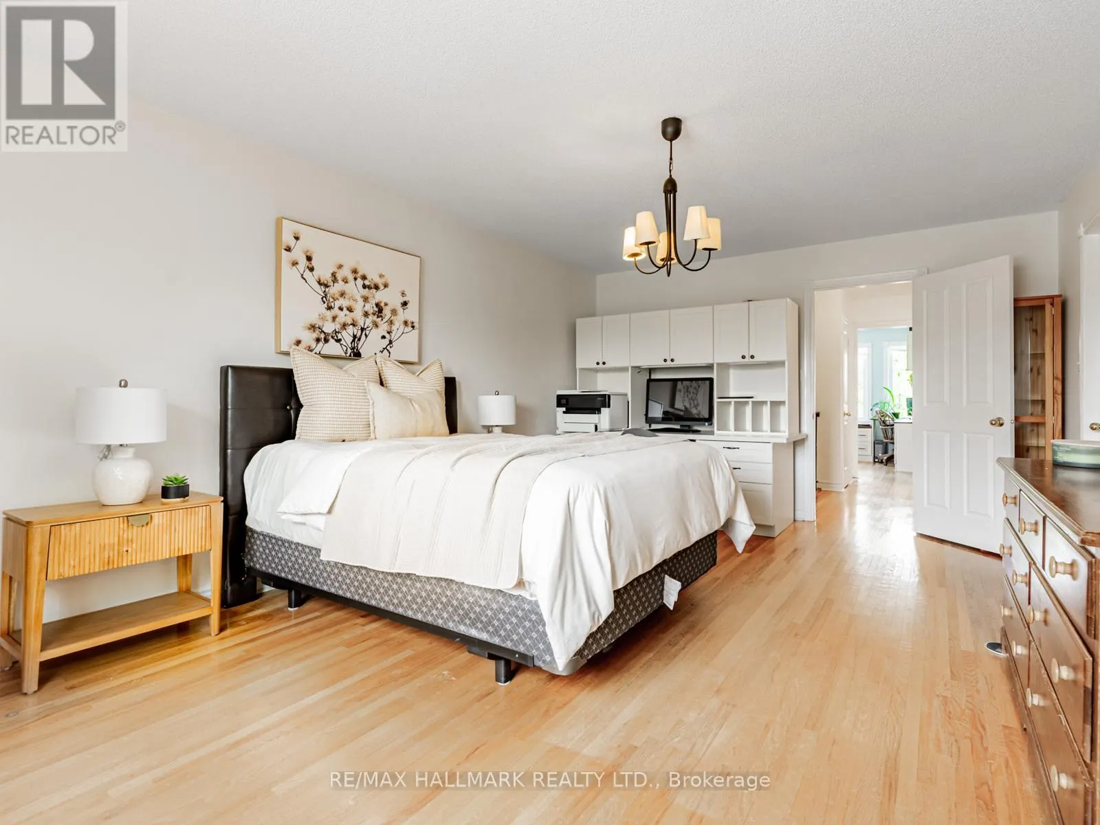 52 MISTLEFLOWER COURT