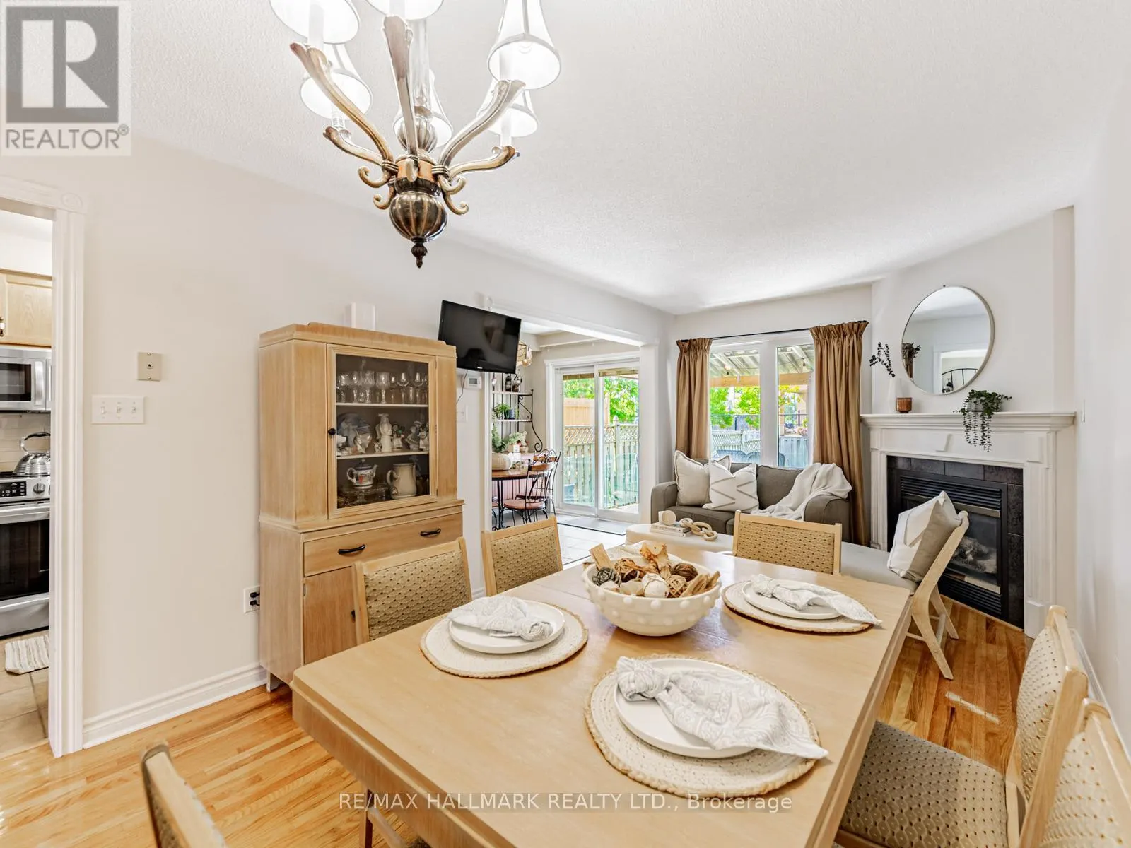 52 MISTLEFLOWER COURT