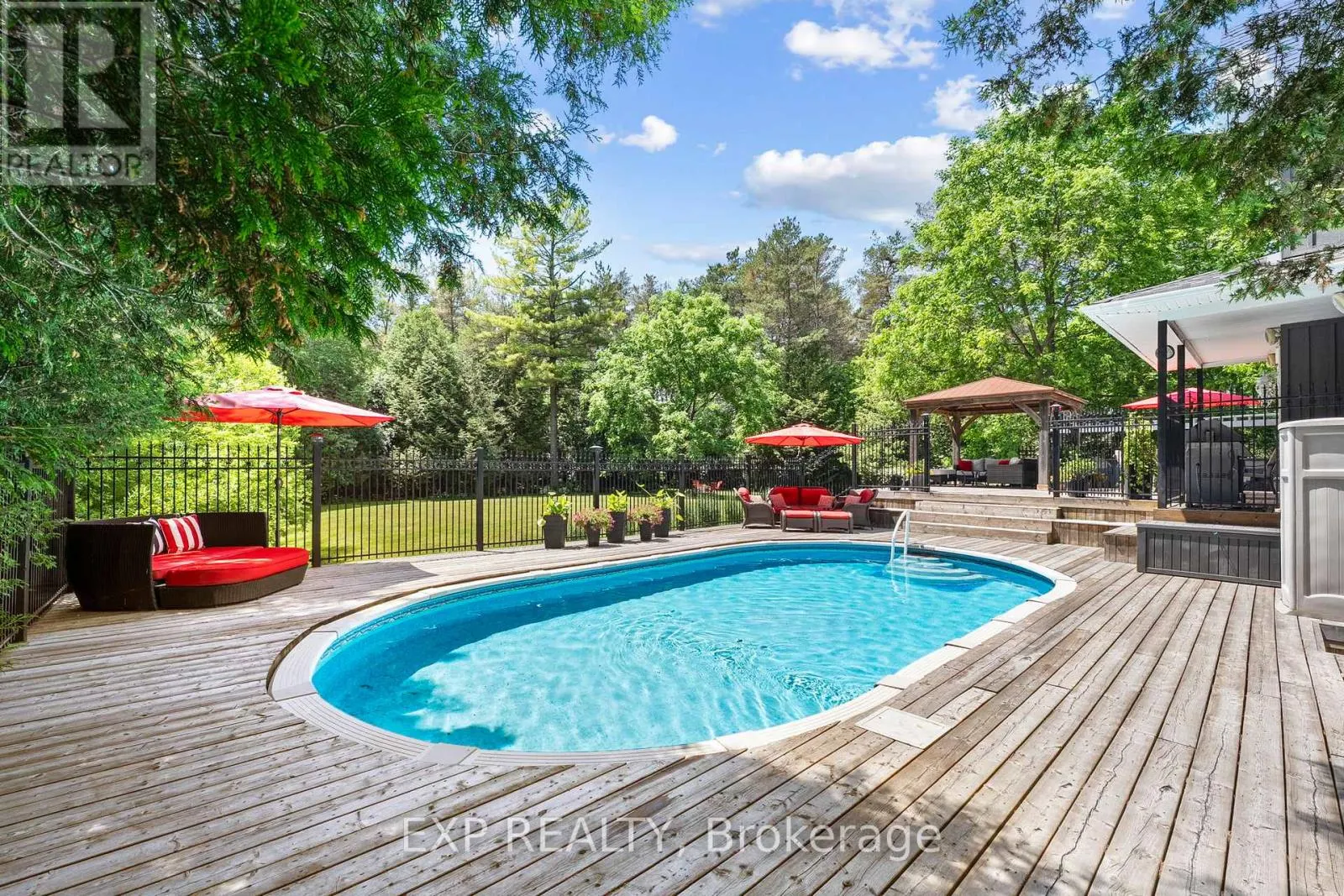 6 GOOSEBERRY LANE