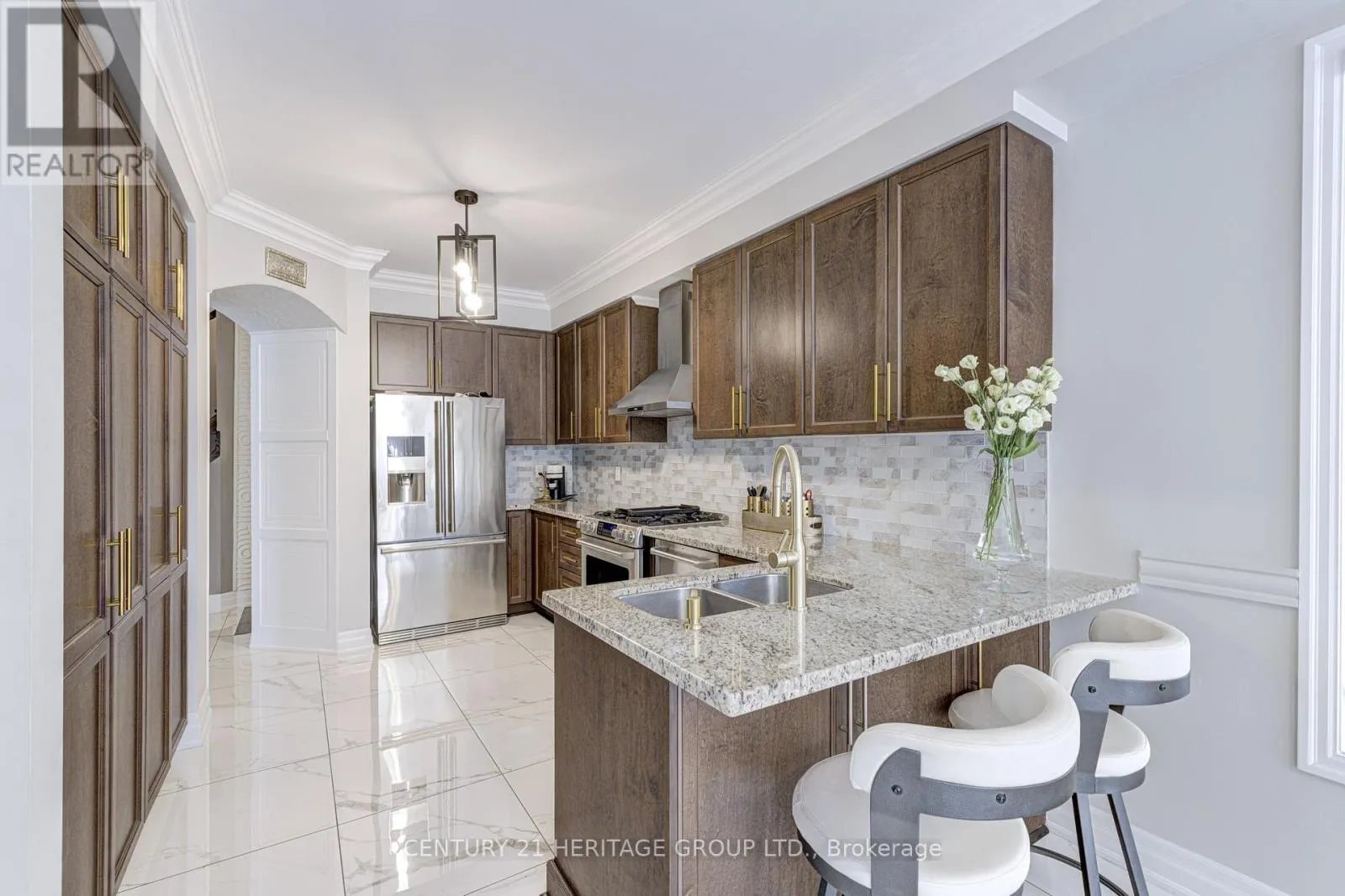 57 ROBERT BERRY CRESCENT