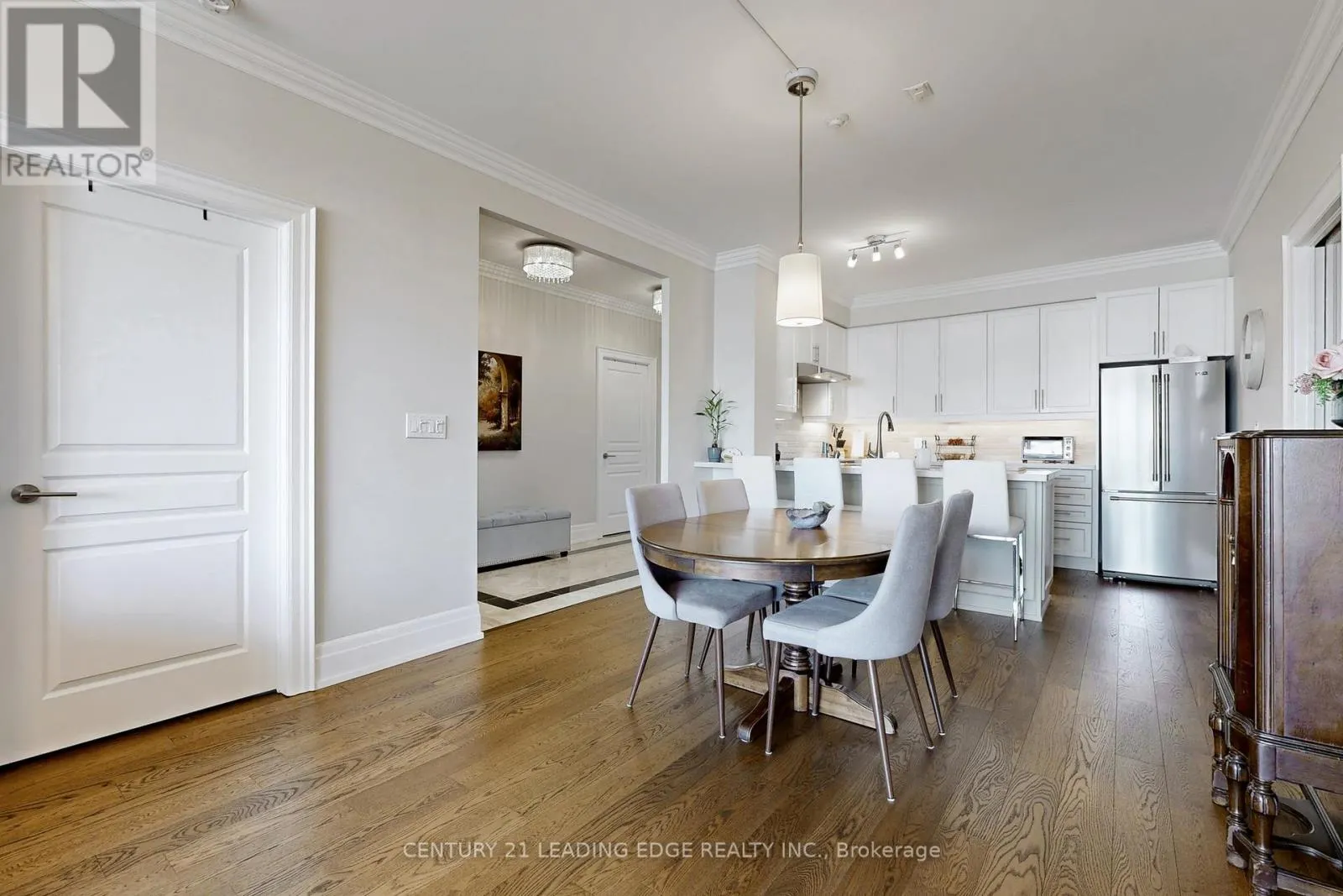 305 - 35 BAKER HILL BOULEVARD