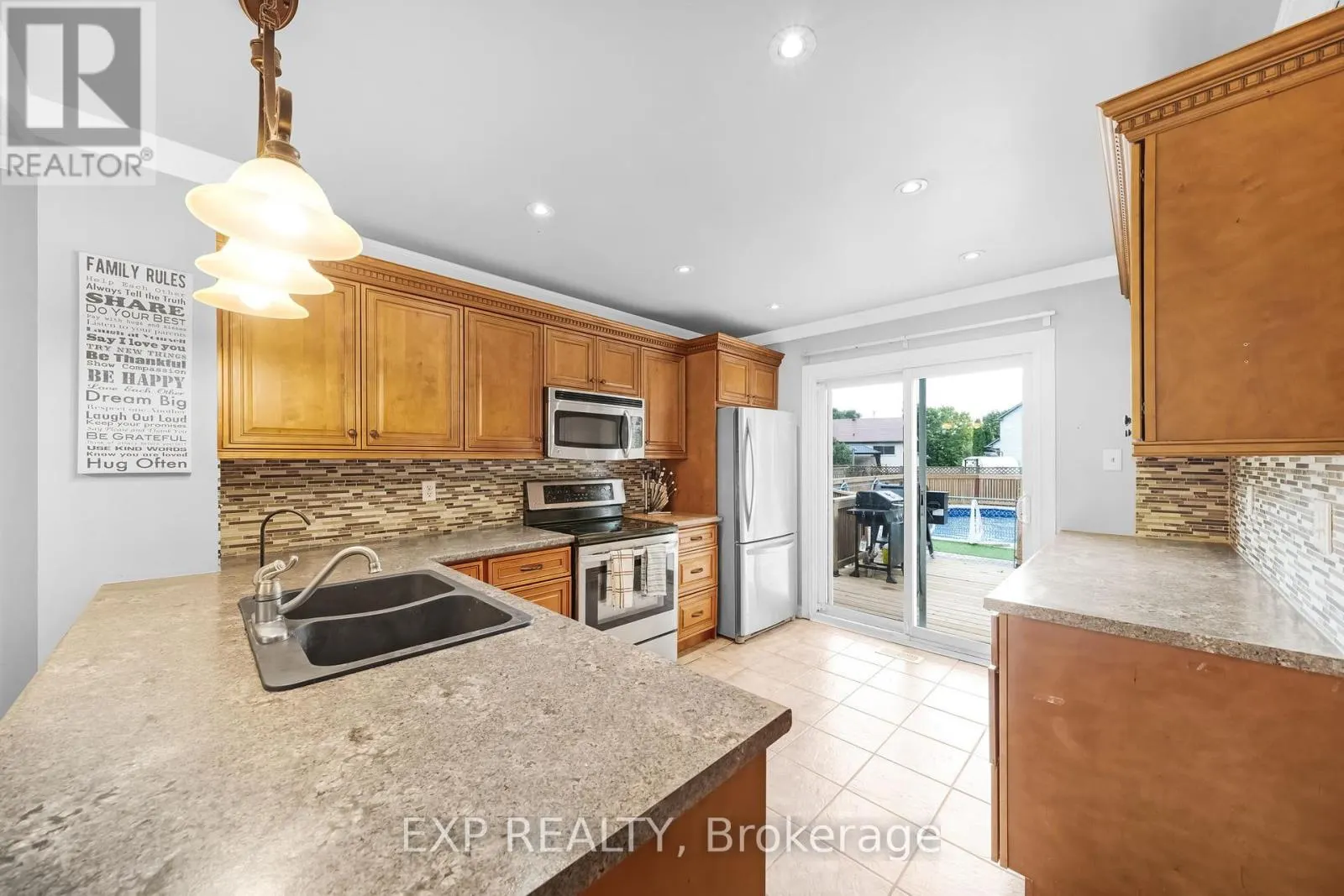 79 MCCARTHY CRESCENT