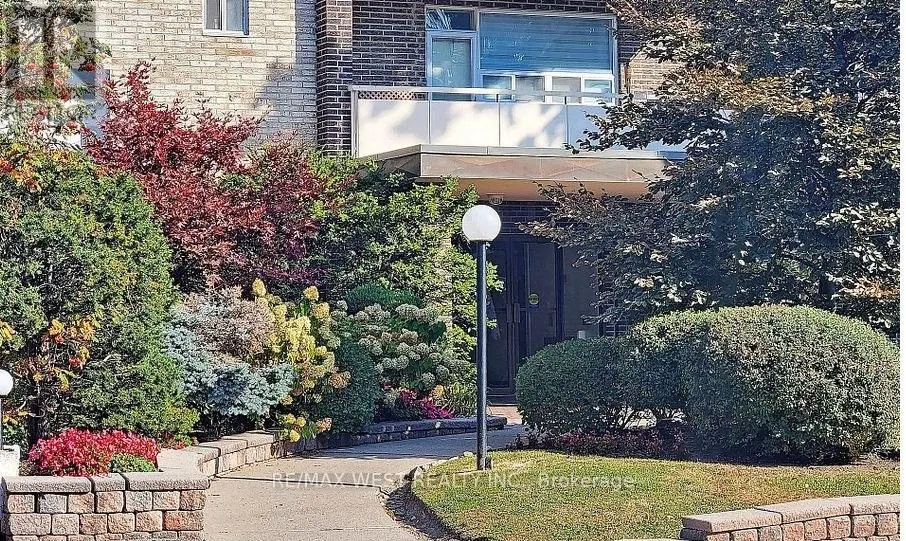 507 - 67 RICHMOND STREET