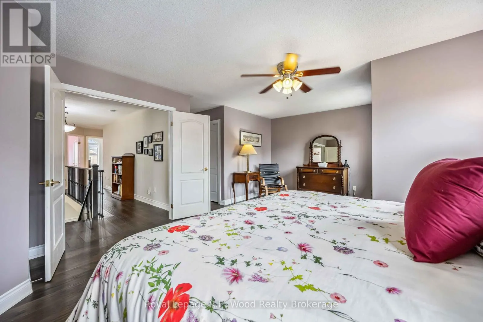 3 LORWOOD COURT