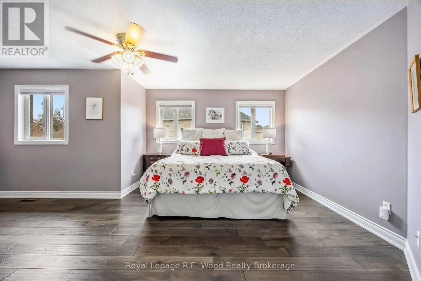 3 LORWOOD COURT
