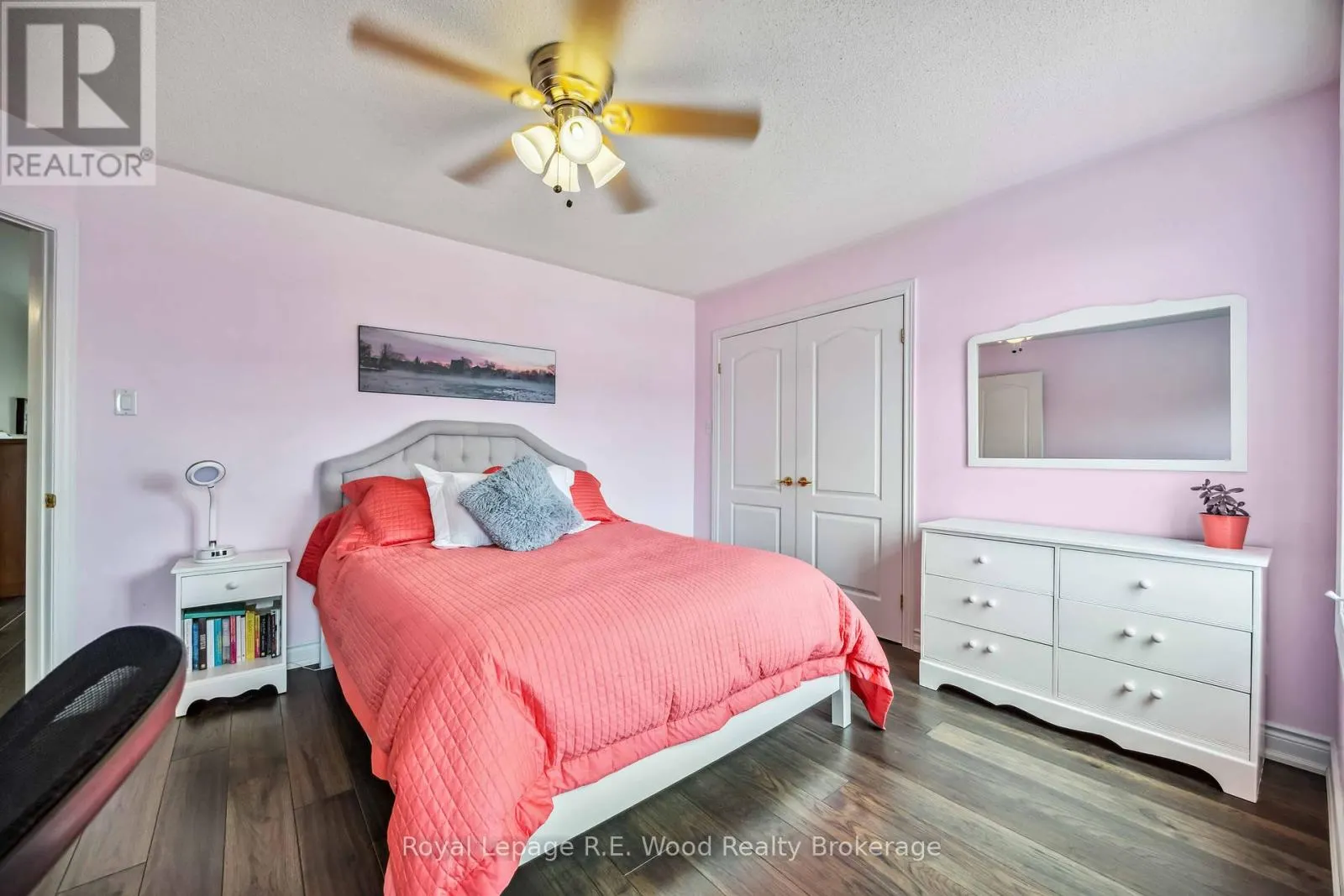 3 LORWOOD COURT
