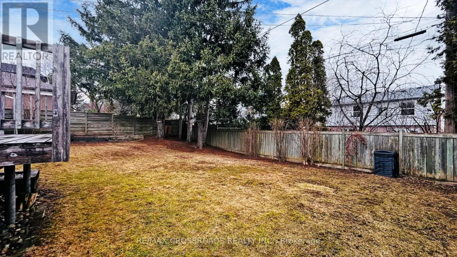 14 BRIGHTBAY CRESCENT