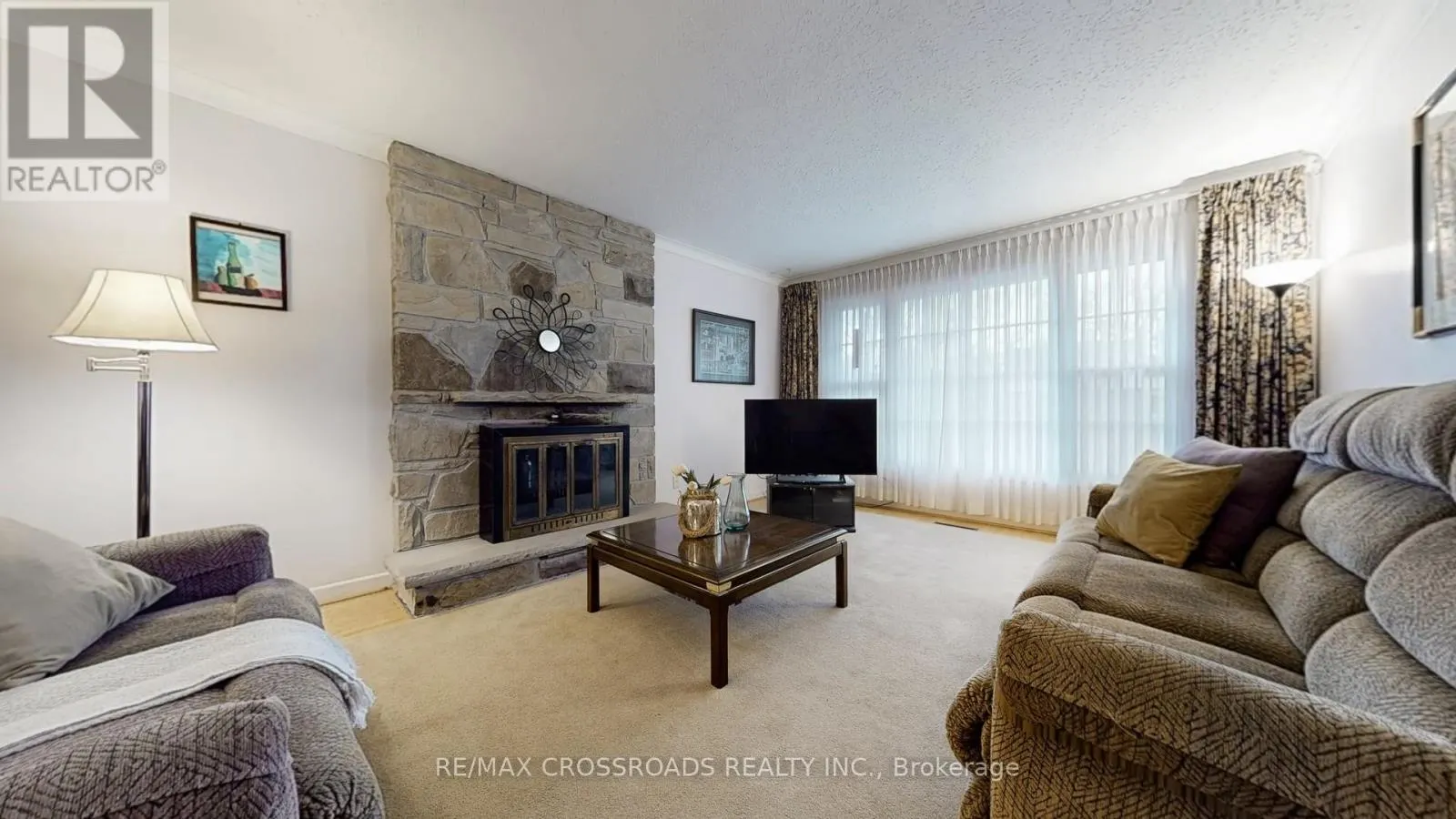 14 BRIGHTBAY CRESCENT