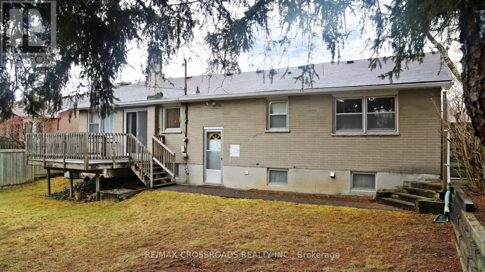 14 BRIGHTBAY CRESCENT