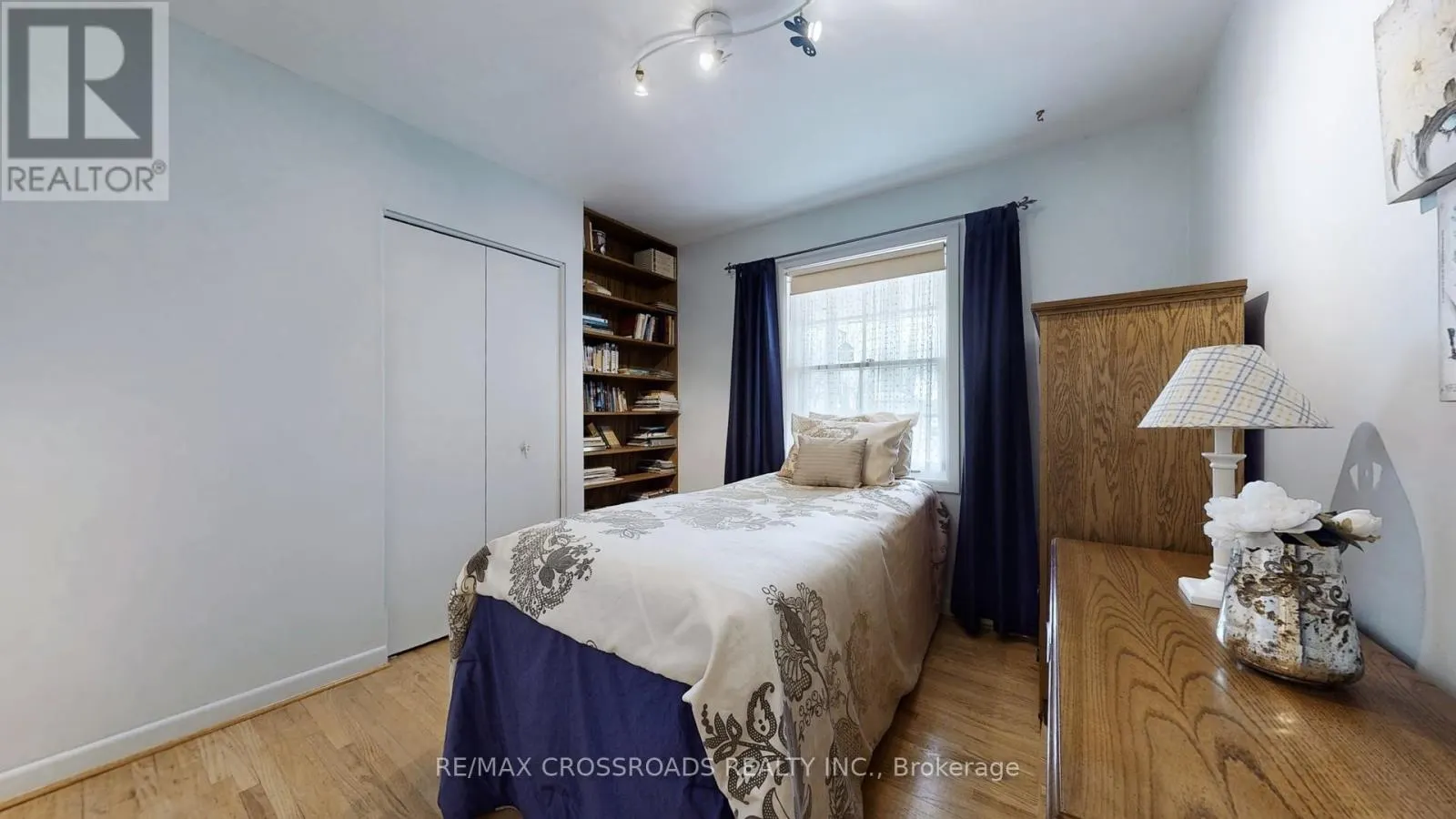 14 BRIGHTBAY CRESCENT