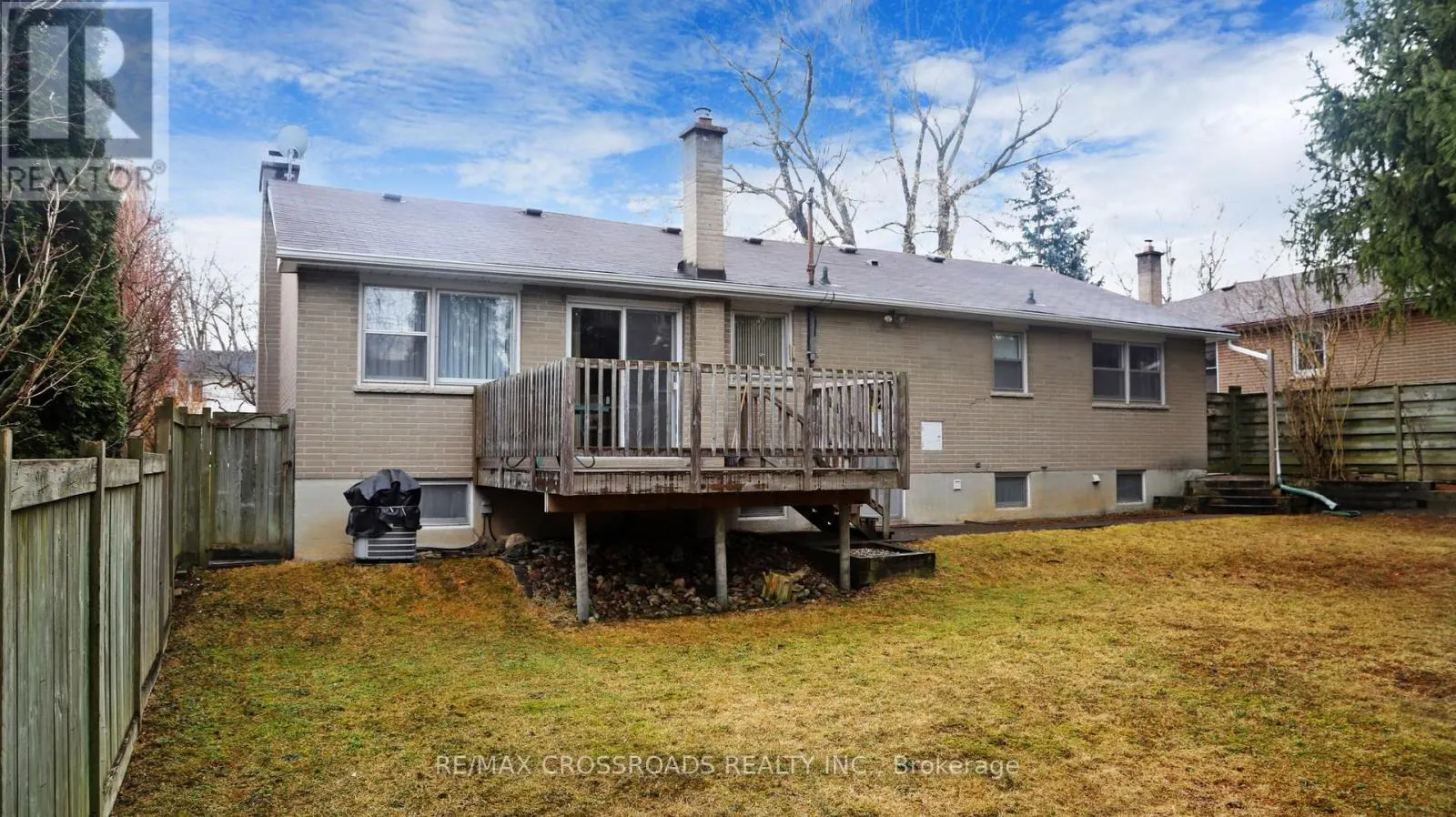 14 BRIGHTBAY CRESCENT