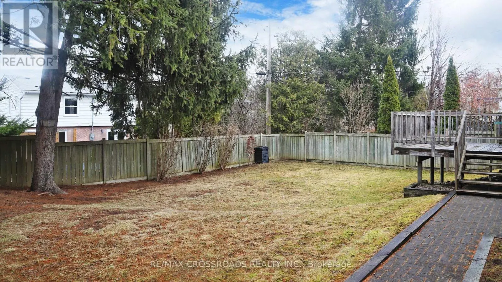 14 BRIGHTBAY CRESCENT