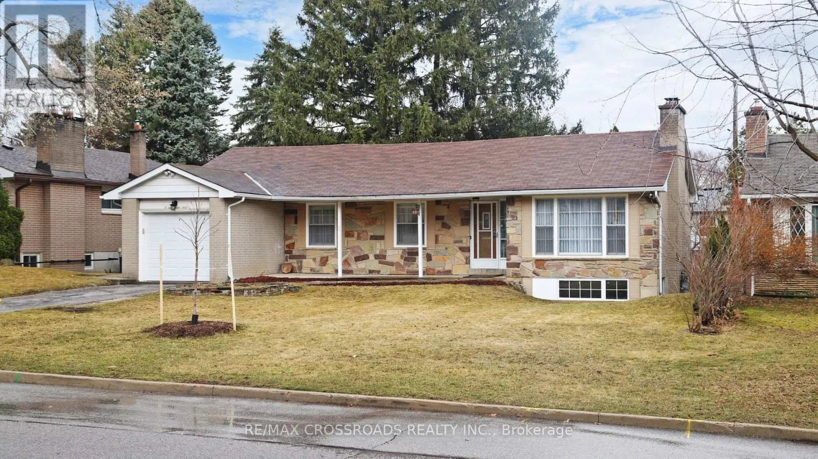 14 BRIGHTBAY CRESCENT