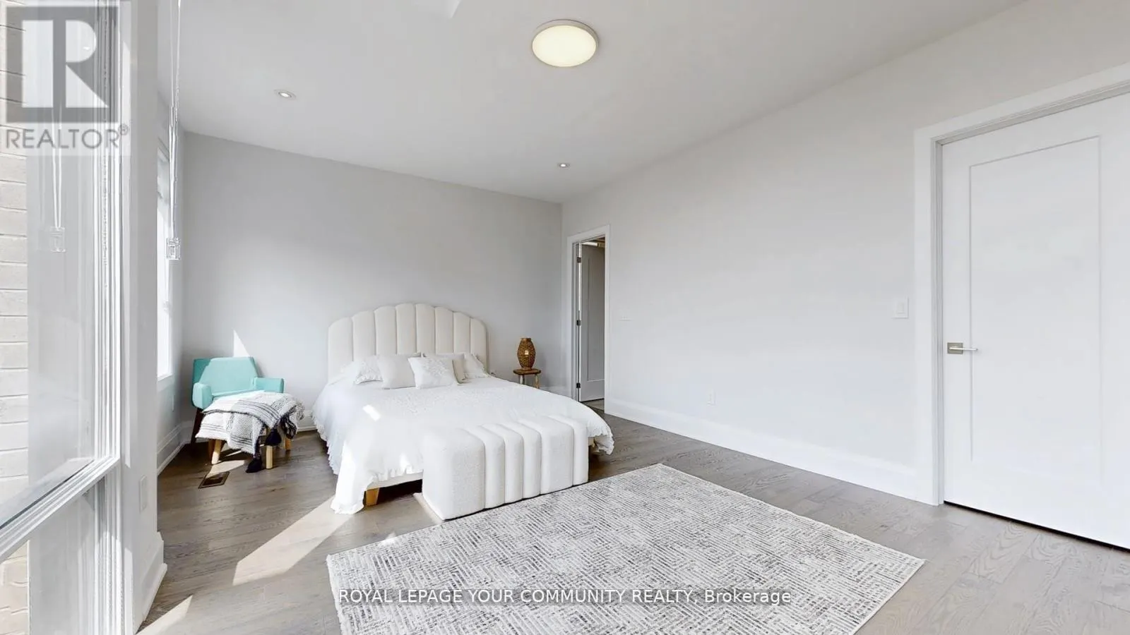 32 CONGER STREET