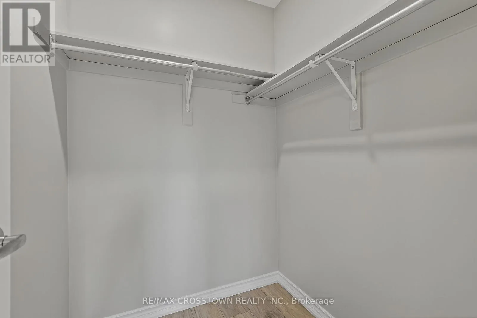 1271 HURON COURT