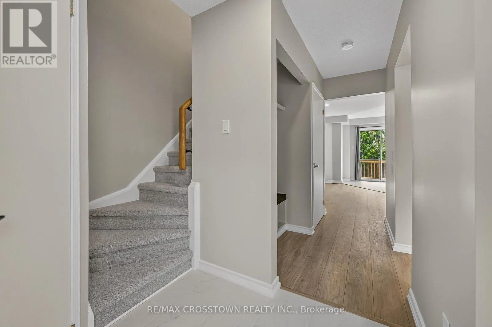 1271 HURON COURT