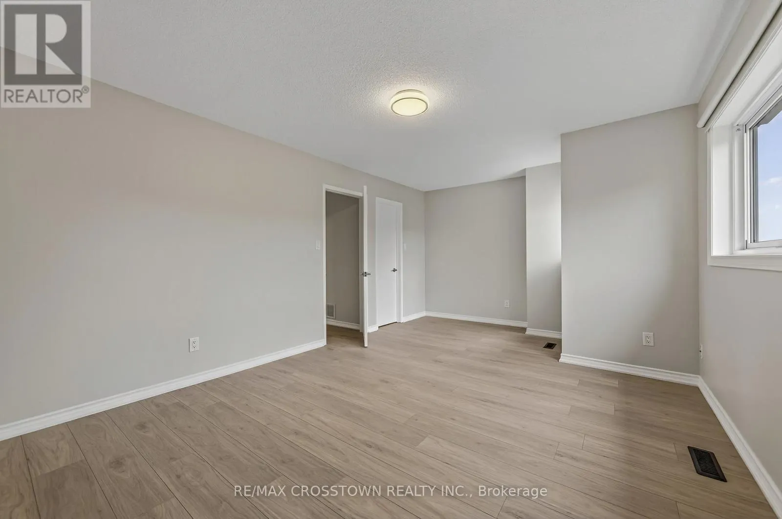 1271 HURON COURT