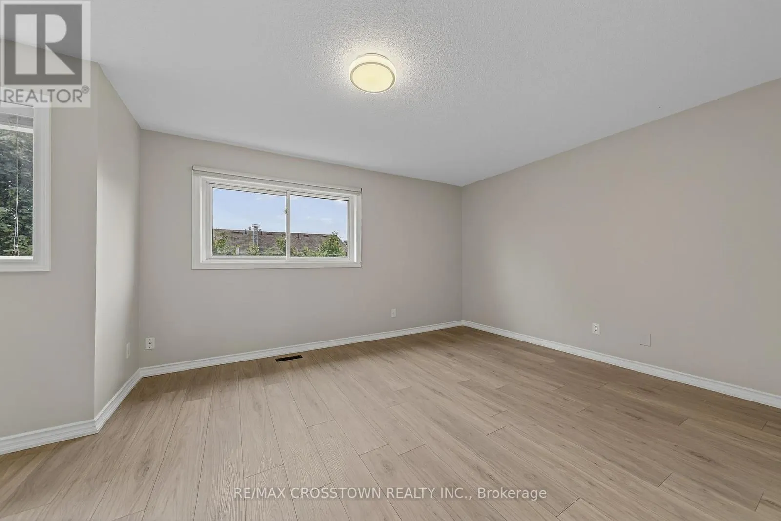 1271 HURON COURT