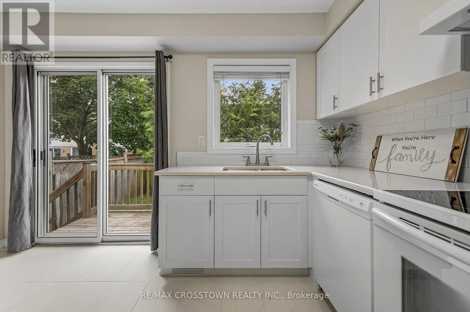 1271 HURON COURT