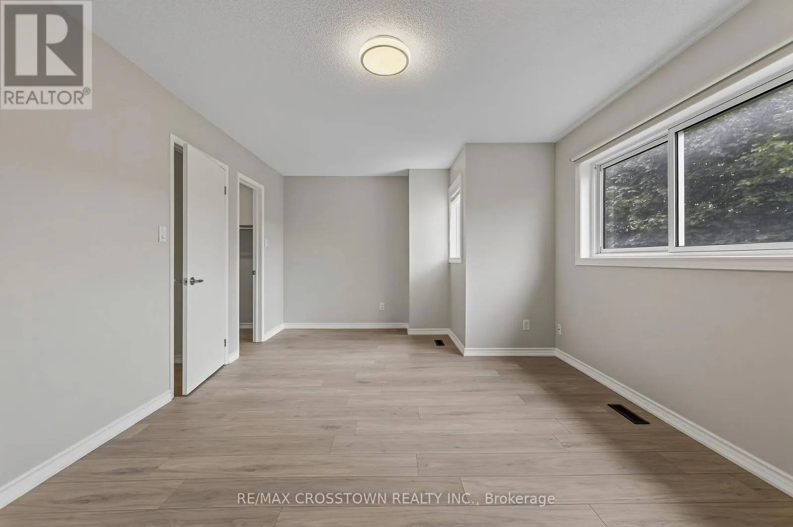 1271 HURON COURT