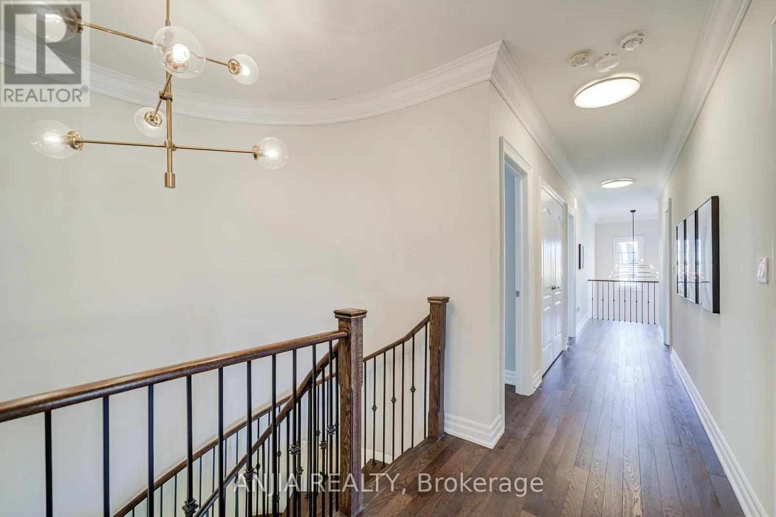 27 MIKE BOSHEVSKI COURT