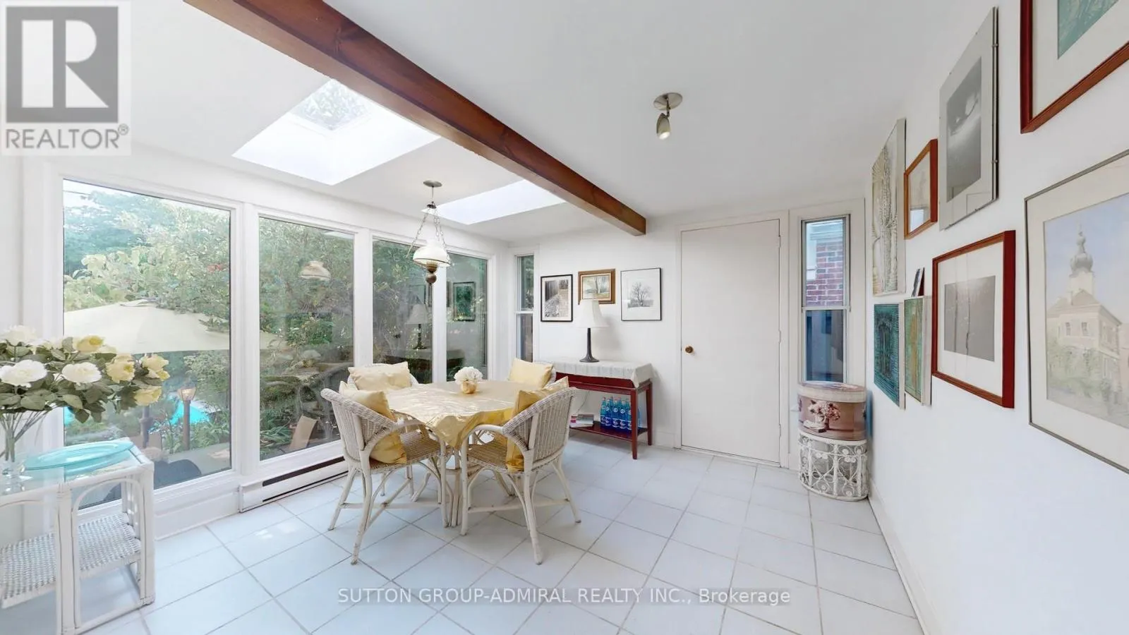 11 ROTHSAY ROAD