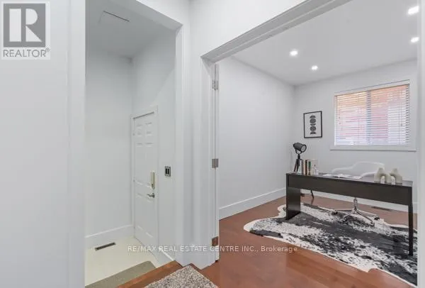 122 WOOD RIM DRIVE