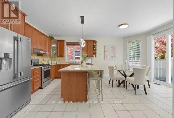 122 WOOD RIM DRIVE
