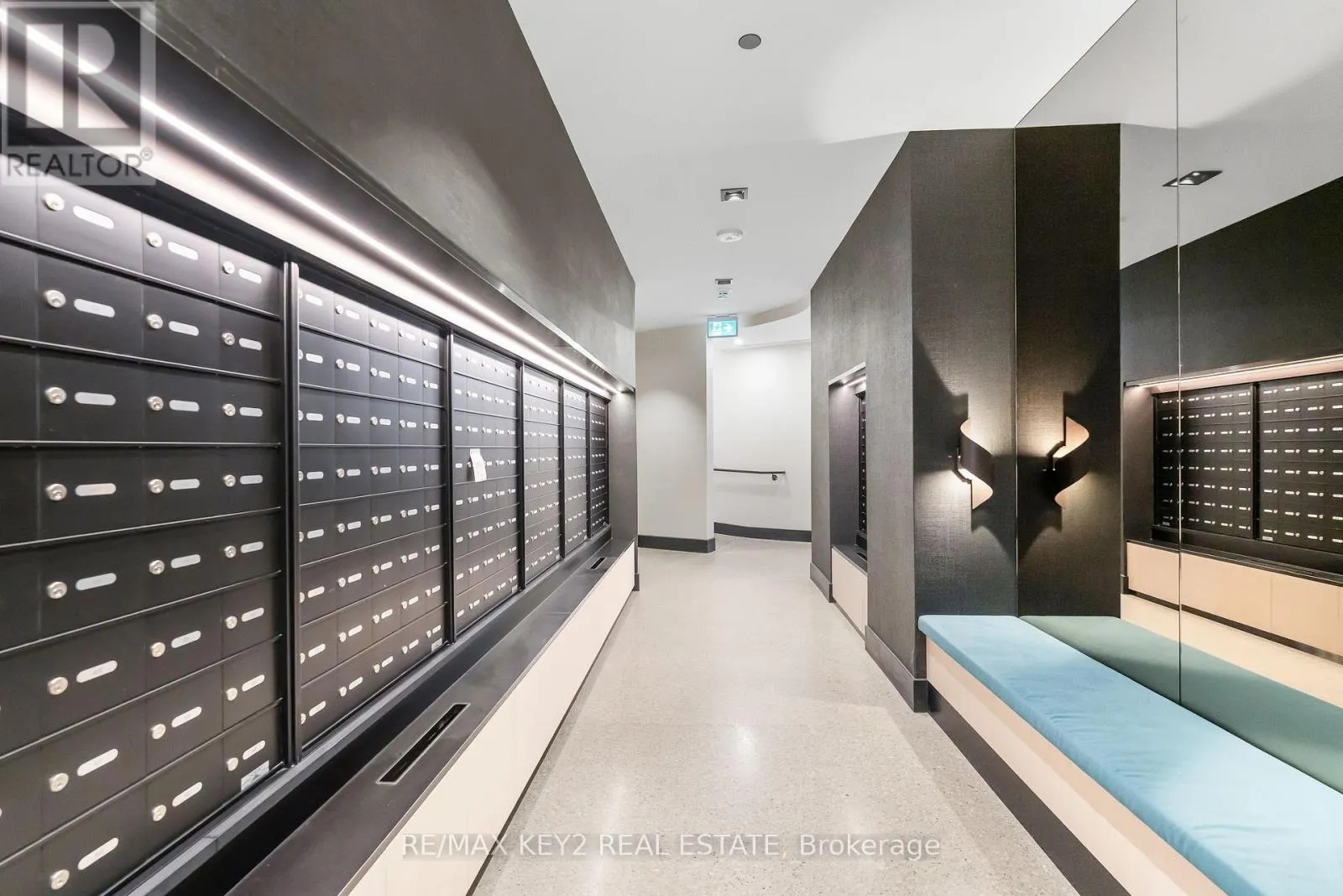 E1511 - 56 ANDRE DE GRASSE STREET