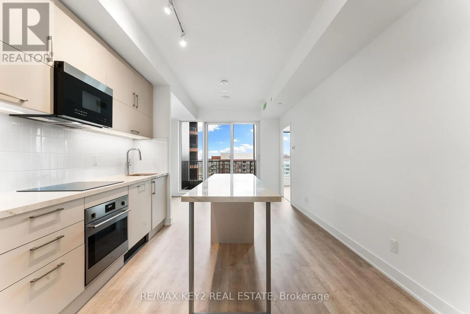 E1511 - 56 ANDRE DE GRASSE STREET