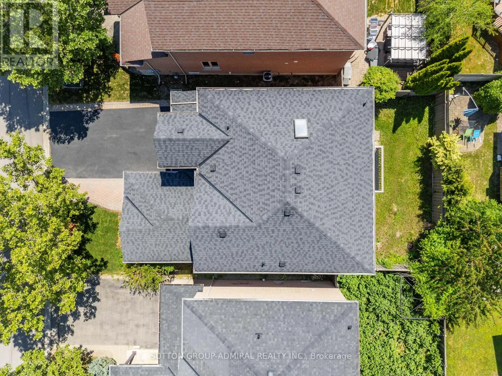 10 AUBURNDALE DRIVE