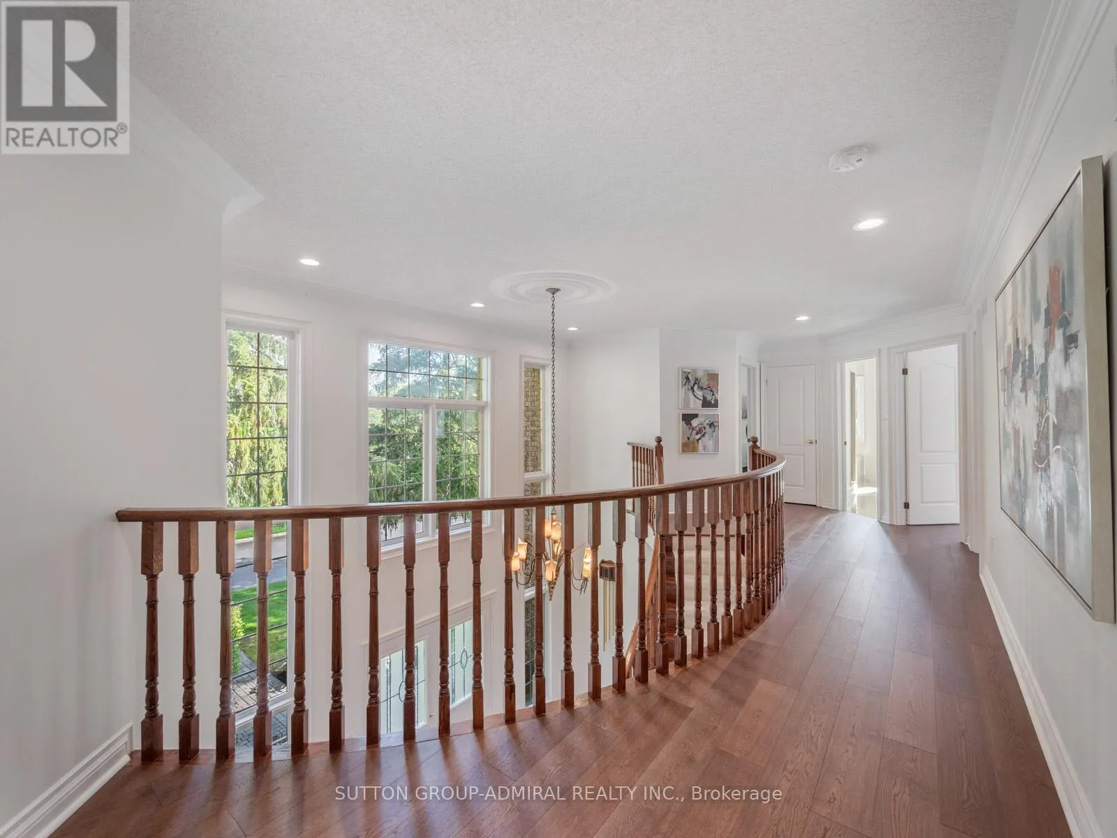 8 TIVOLI AVENUE