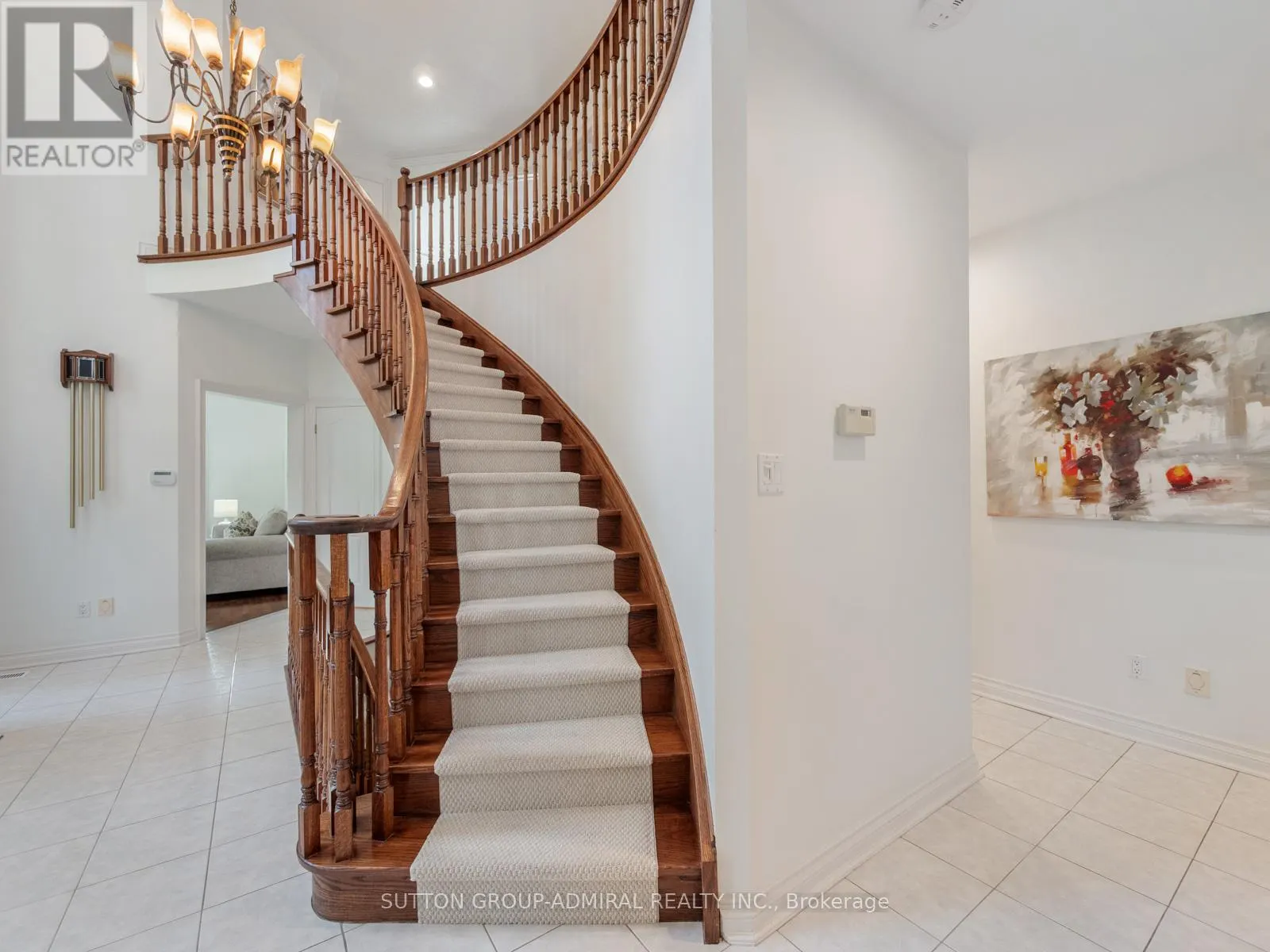 8 TIVOLI AVENUE