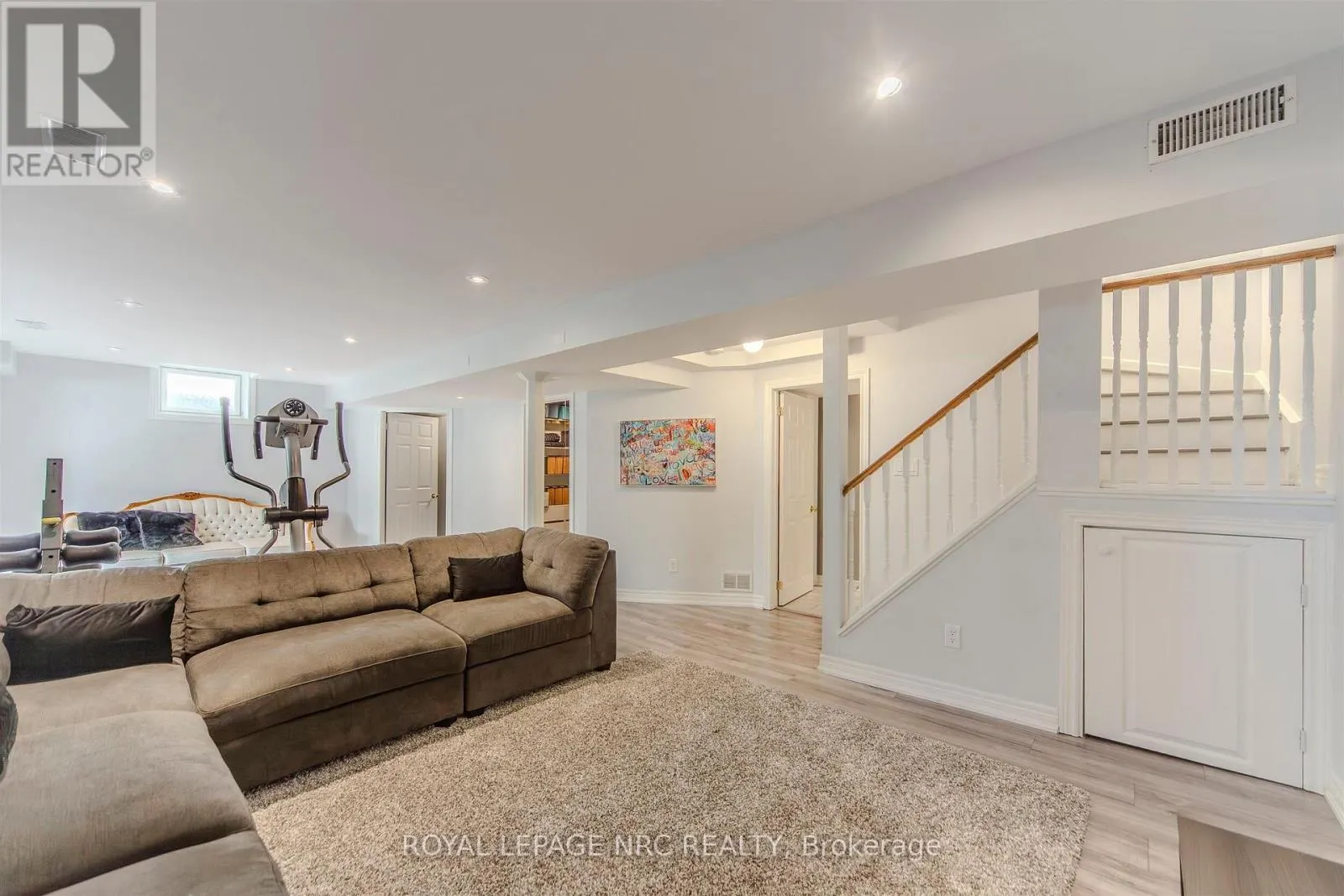 29 GRAPEVINE DRIVE