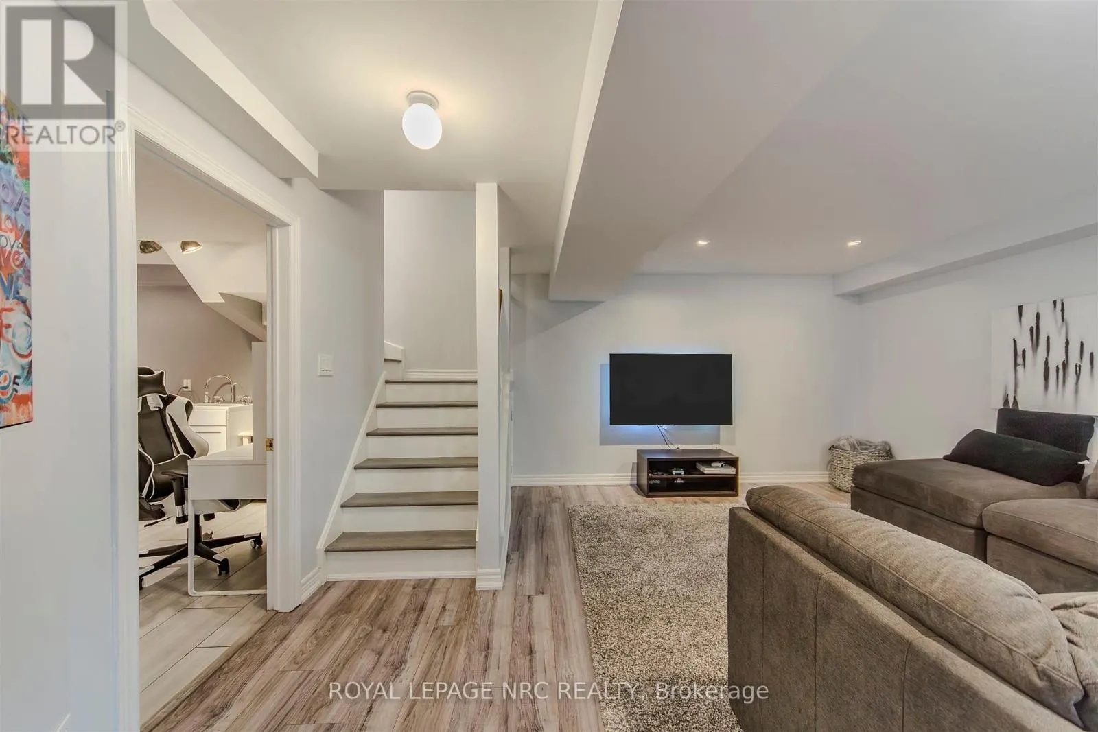 29 GRAPEVINE DRIVE