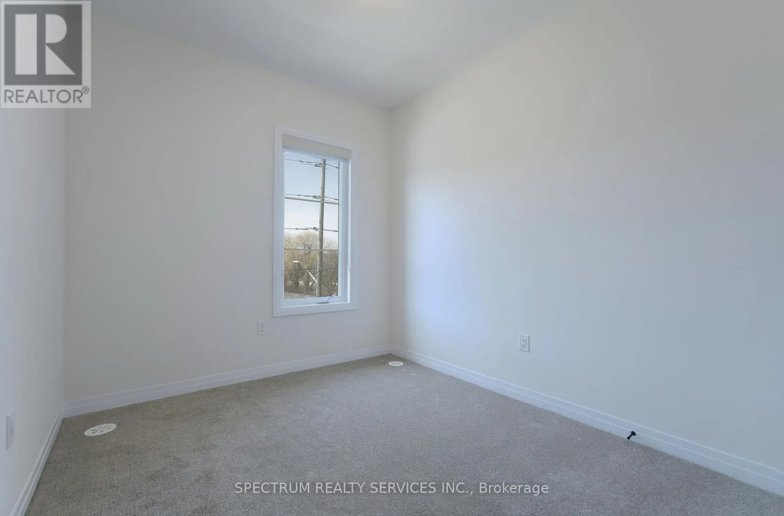 176 DE LA ROCHE DRIVE