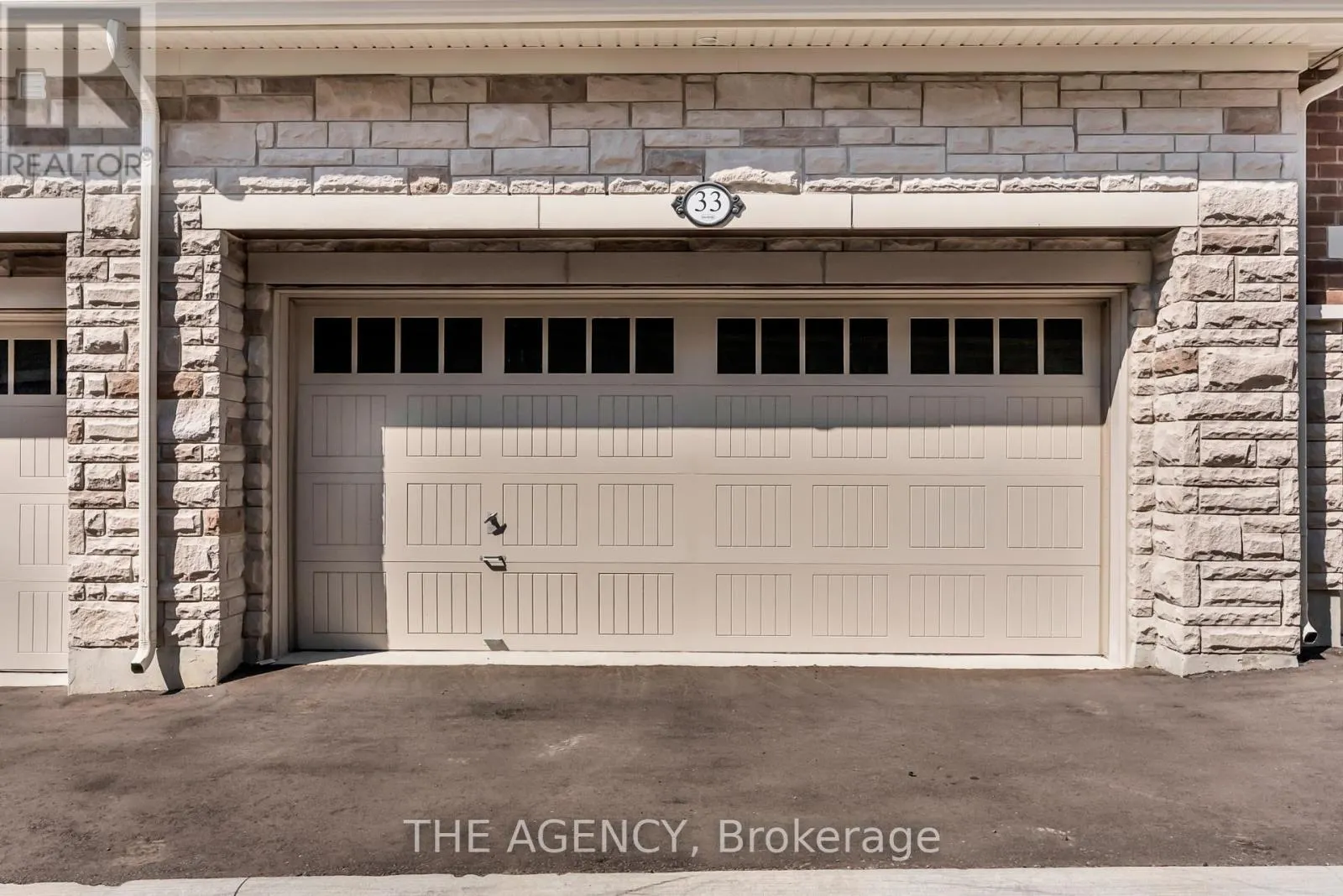 33 BRUCE BOYD DRIVE