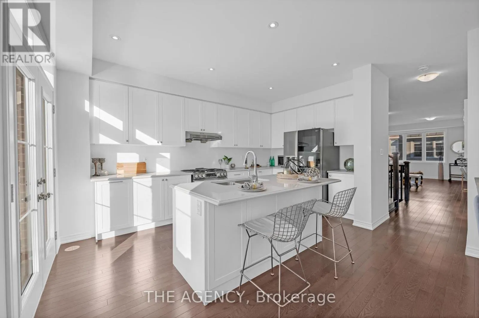 33 BRUCE BOYD DRIVE