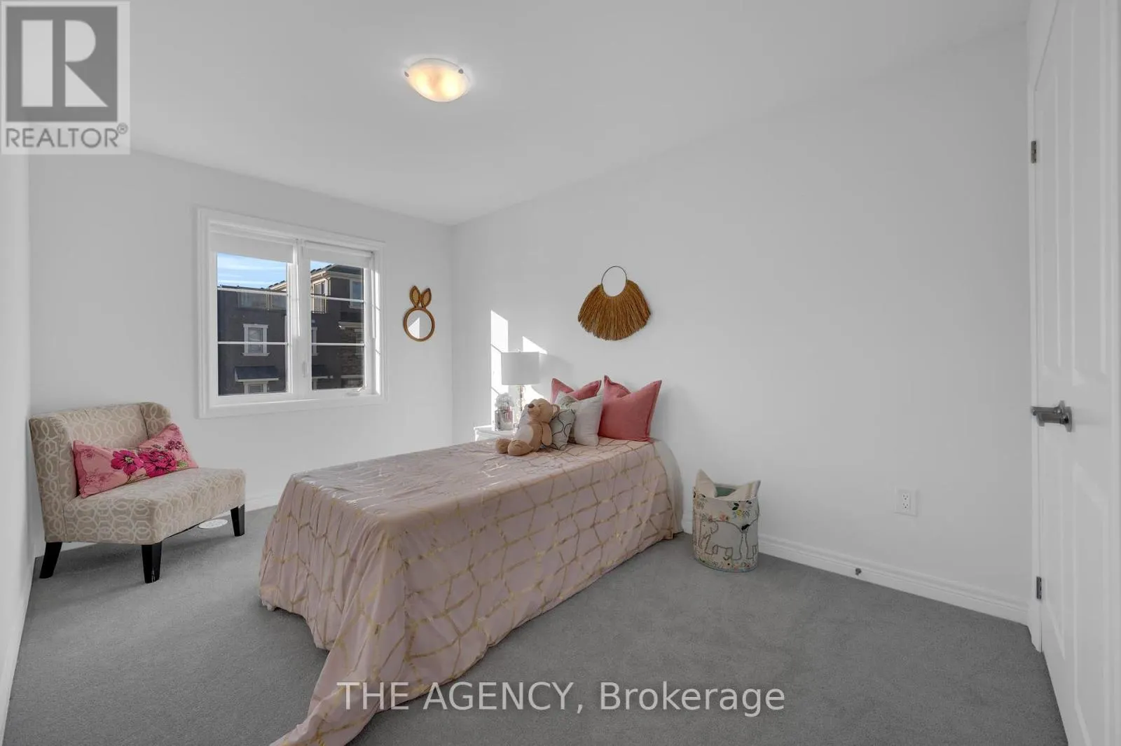 33 BRUCE BOYD DRIVE