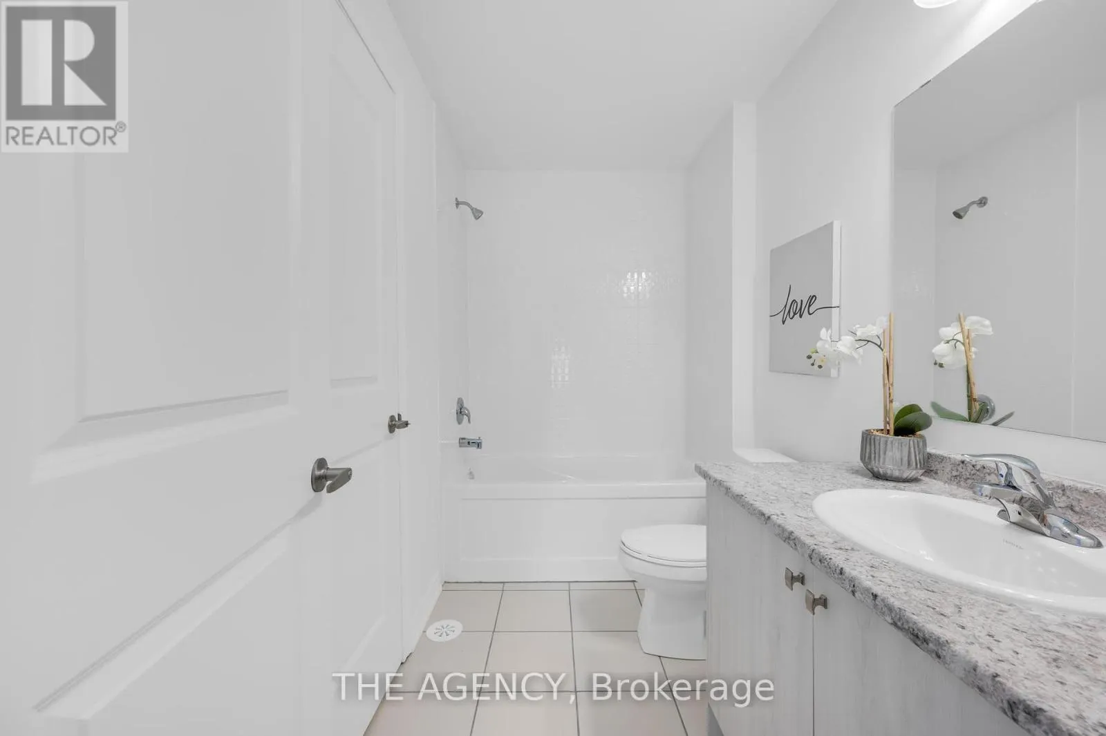 33 BRUCE BOYD DRIVE