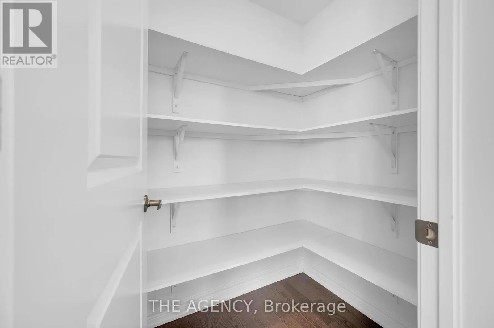 33 BRUCE BOYD DRIVE