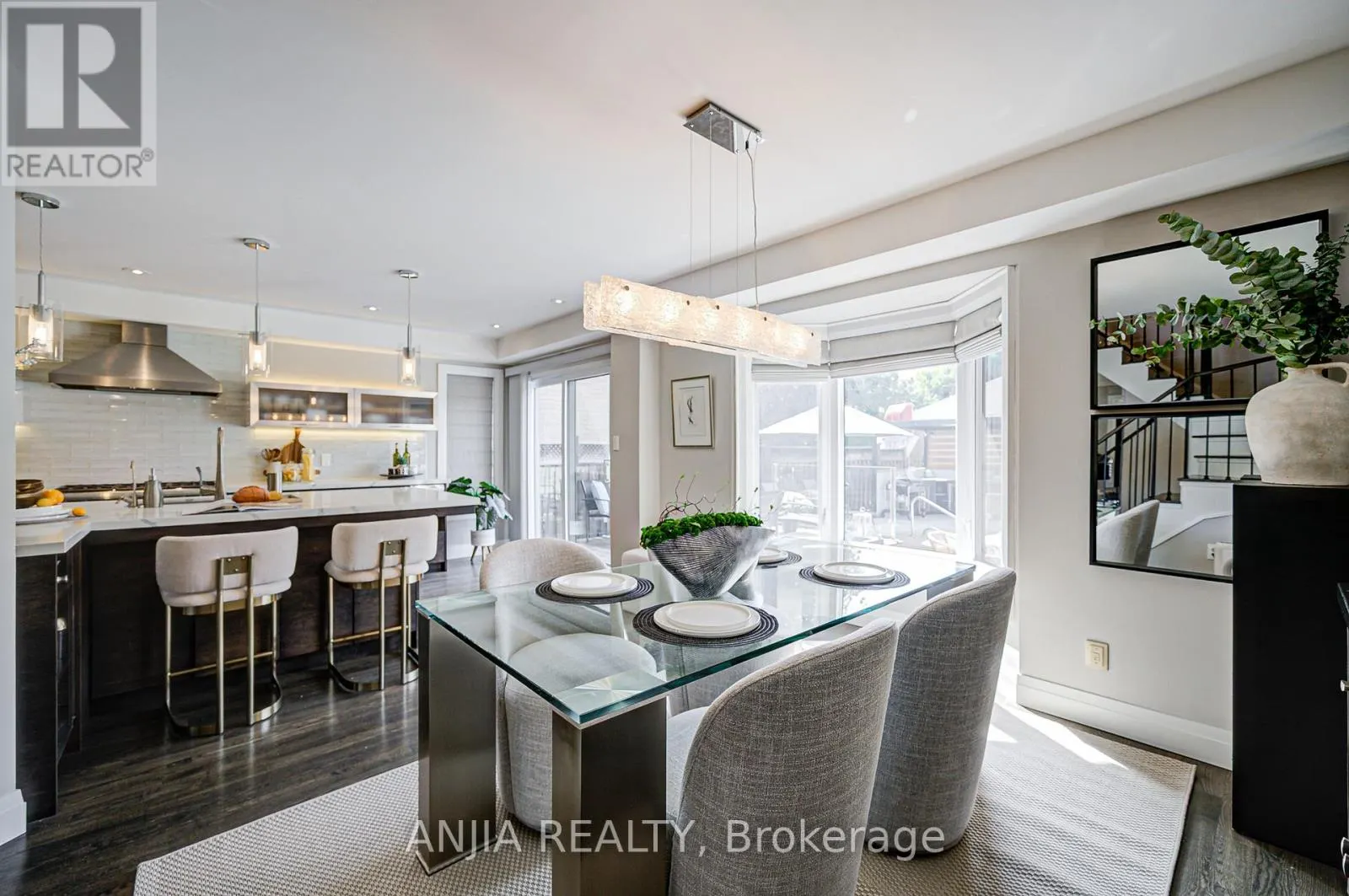 19 REDPOLL AVENUE