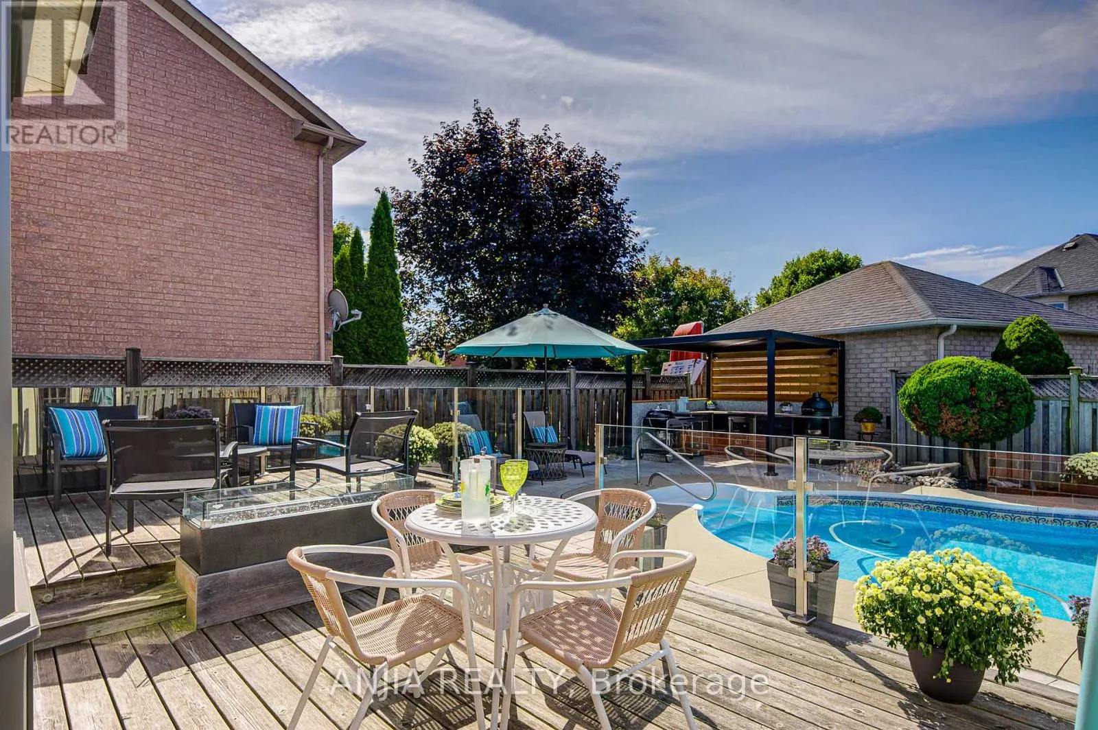 19 REDPOLL AVENUE