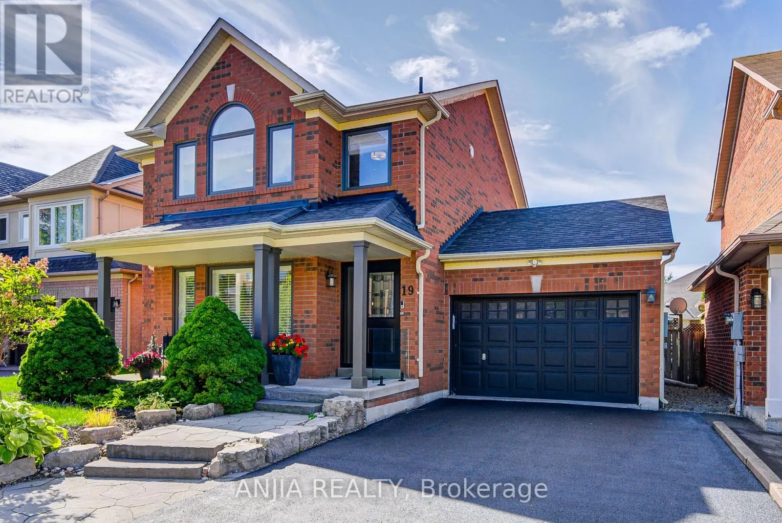 19 REDPOLL AVENUE