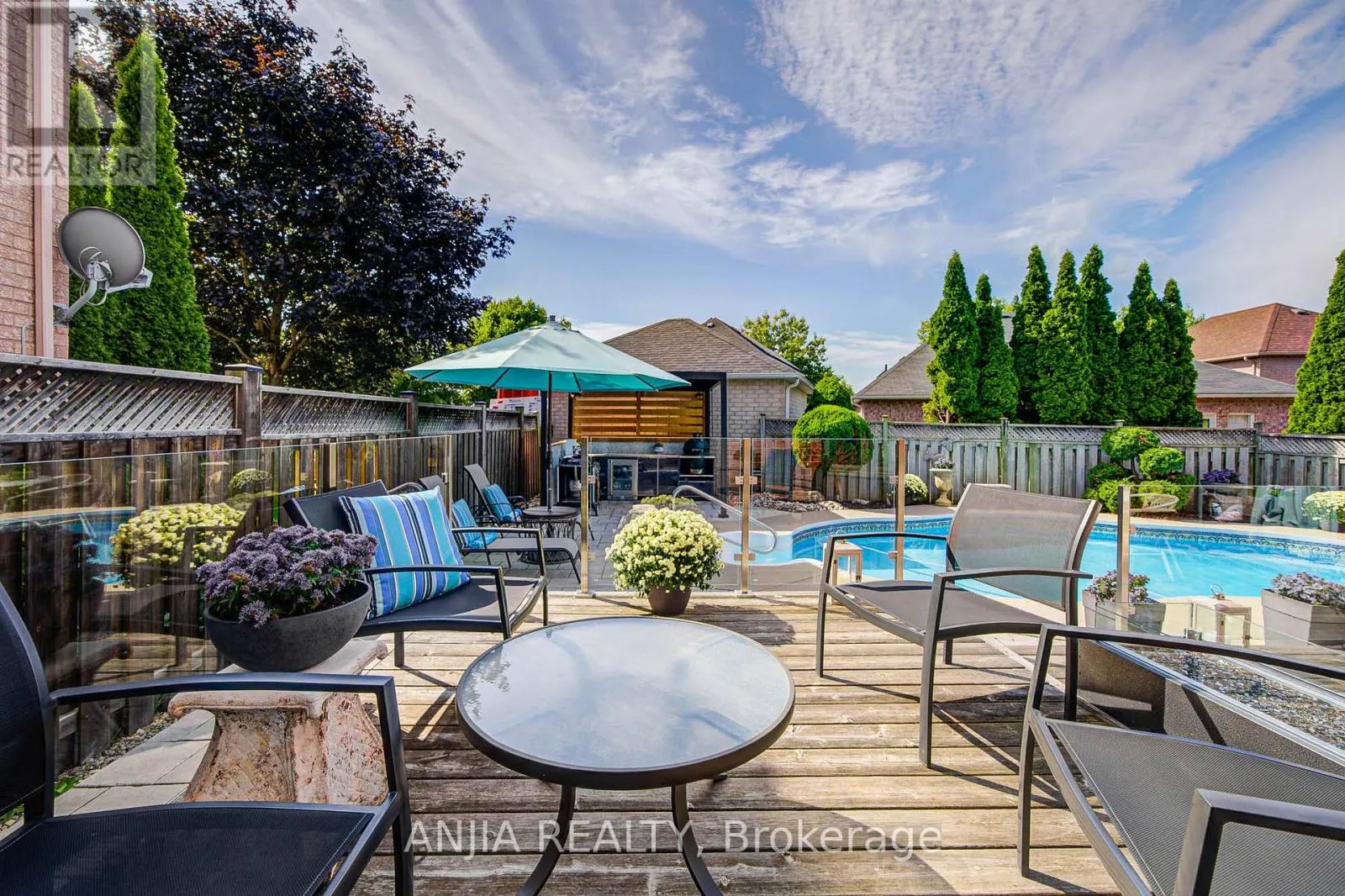 19 REDPOLL AVENUE