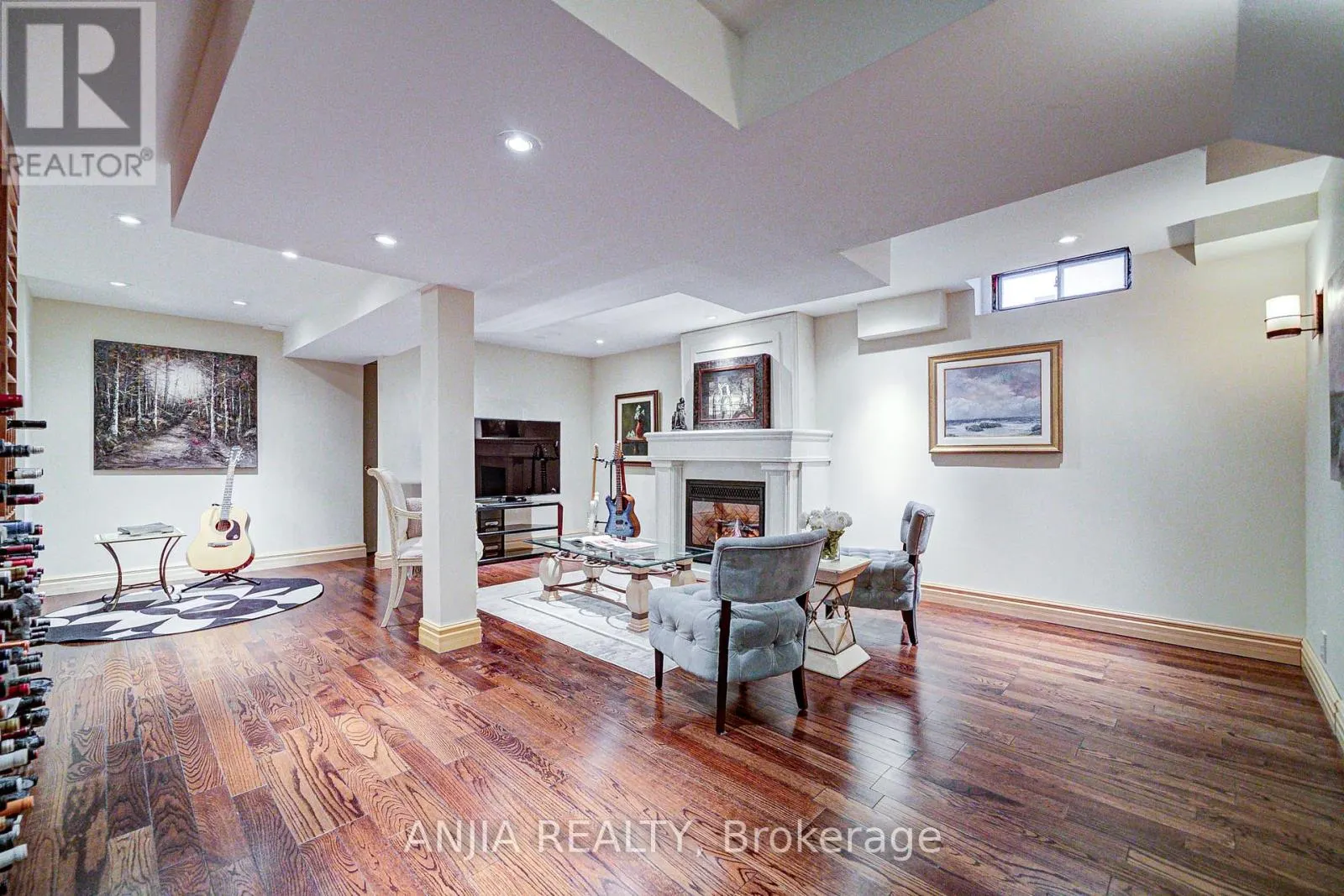 19 REDPOLL AVENUE