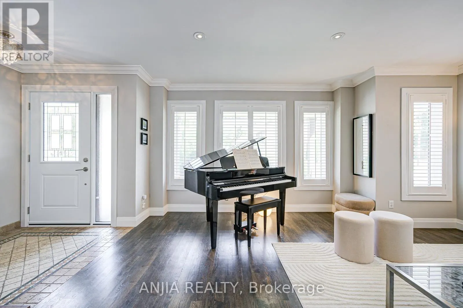 19 REDPOLL AVENUE