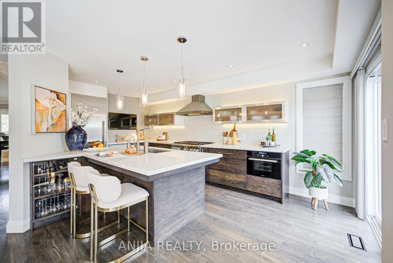 19 REDPOLL AVENUE